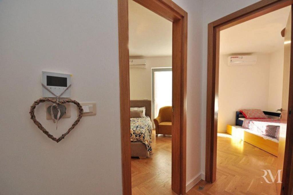 Ds Apartment Dobrota Esterno foto
